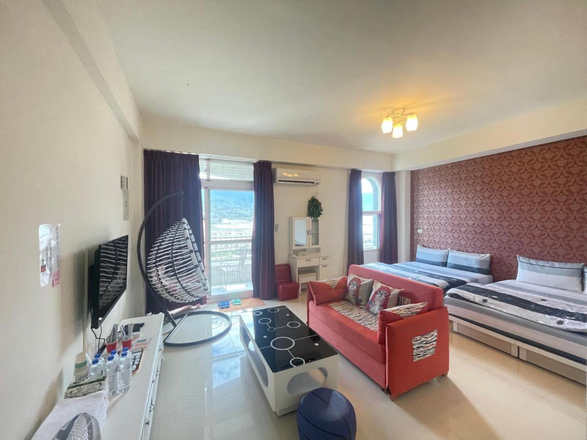Holiday Homestay Chishang Esterno foto
